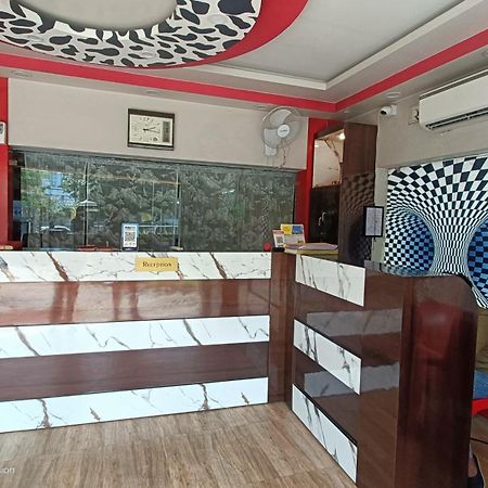 Trisplanet Hotel Kalyani ภายนอก รูปภาพ