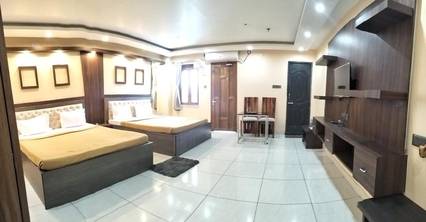 Trisplanet Hotel Kalyani ภายนอก รูปภาพ